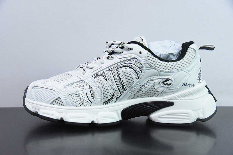 dio* sneaker