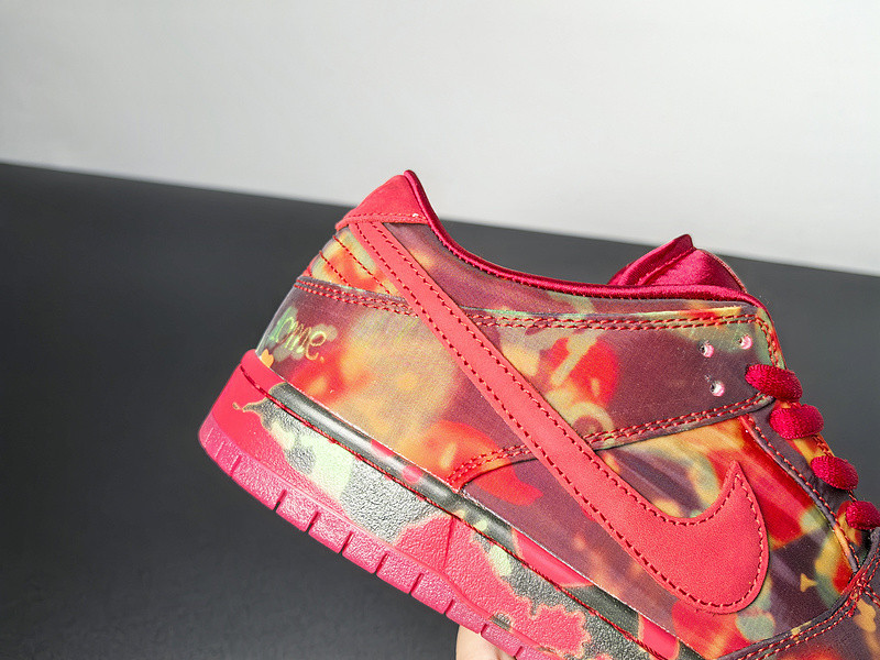 The Wizard of Oz x Nike SB Dunk Low FZ1291-600