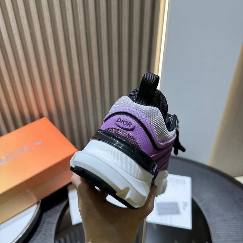DIO* SNEAKER