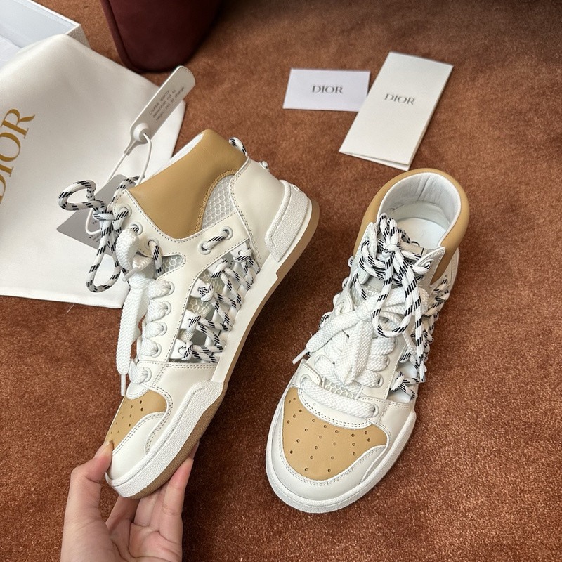 DIO* SNEAKER