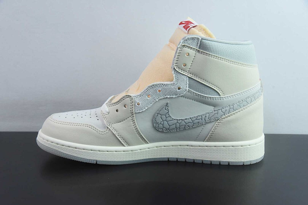 Air Jordan 1 High OG Sail University Red IH4363-100