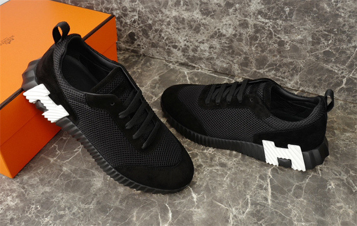 H**mes sneaker