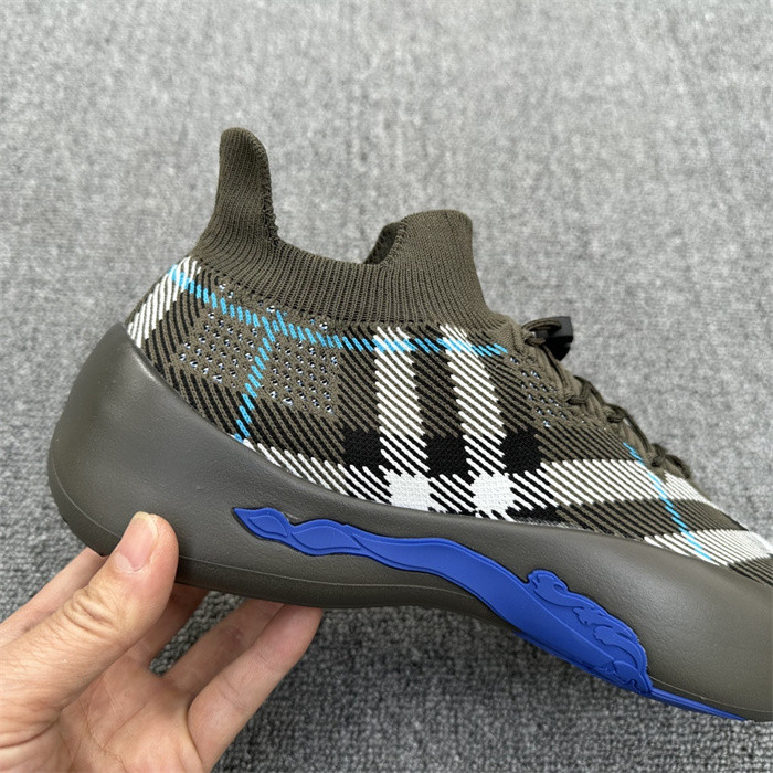 Bv*b*rry sneaker
