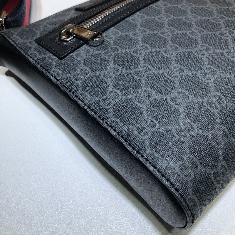 G*u*i shoulder bag