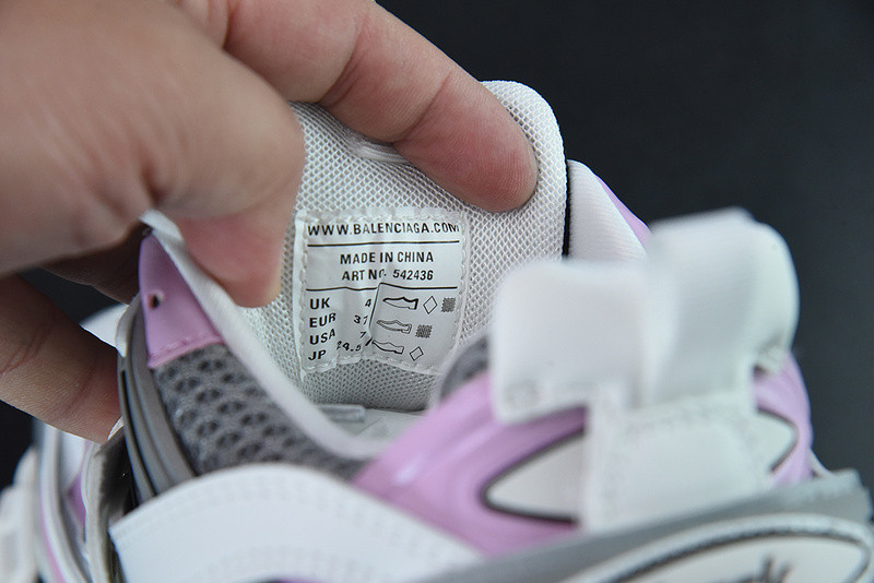 bc track sneaker