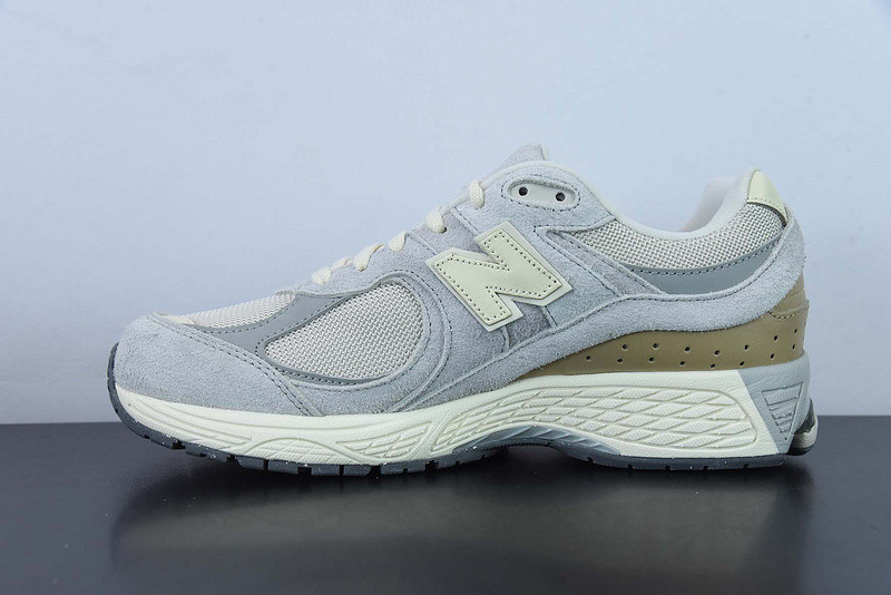 new balance sneaker