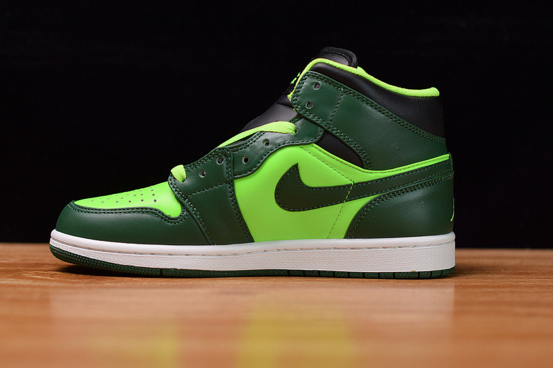 air jordan 1 mid "hulk" 554724-330