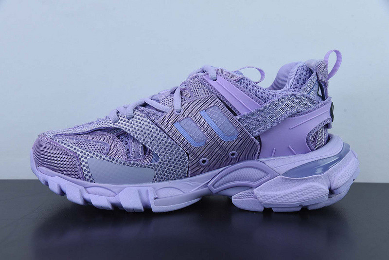 bc track sneaker