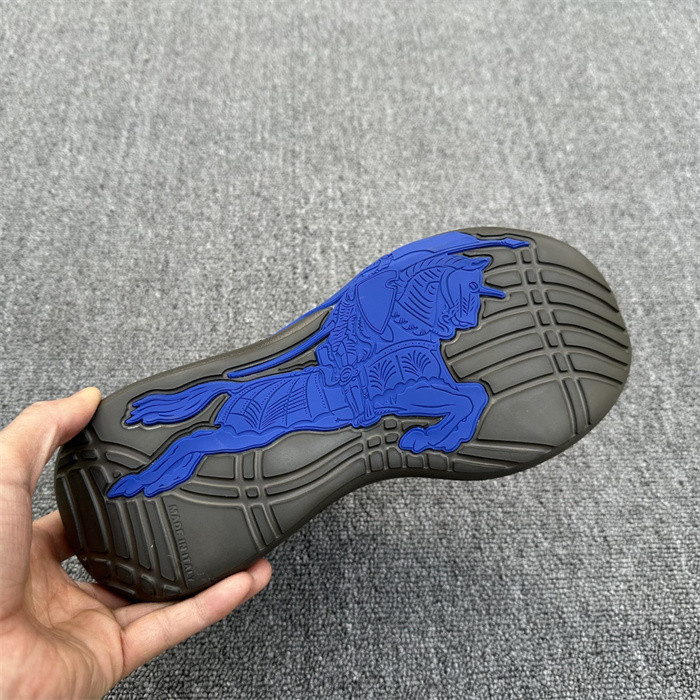 Bv*b*rry sneaker