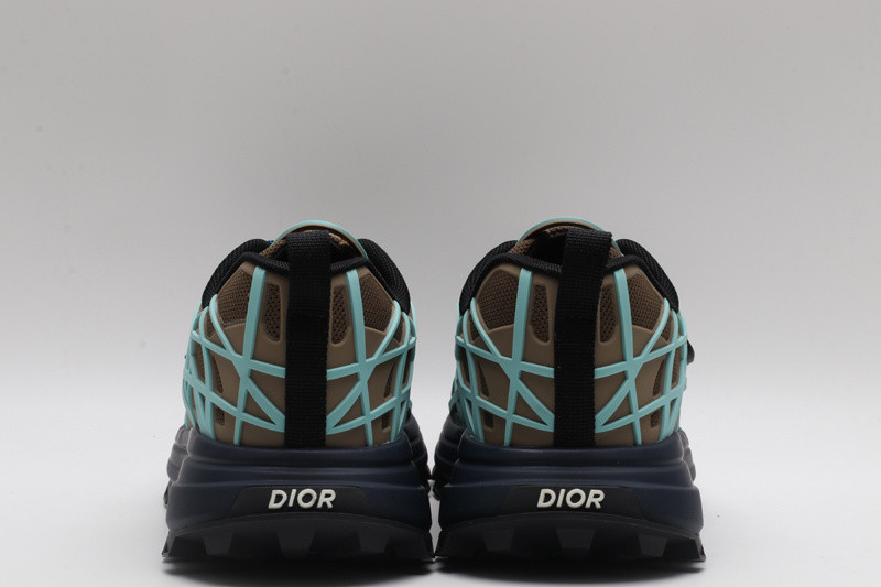 dio* sneaker