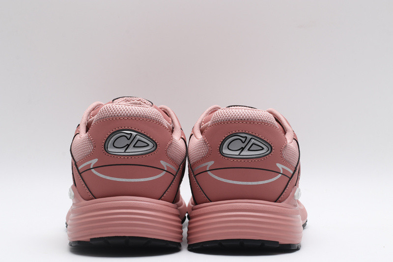 dio* sneaker