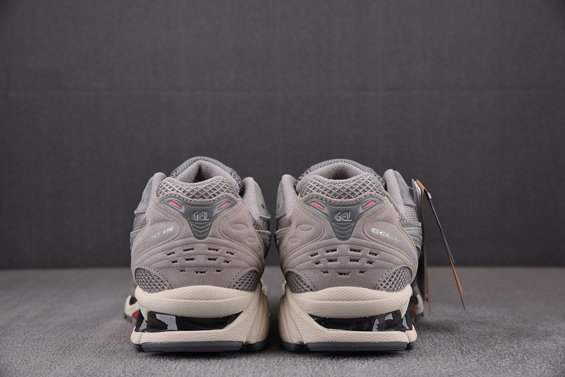 As*ic*s gel kayano 14 