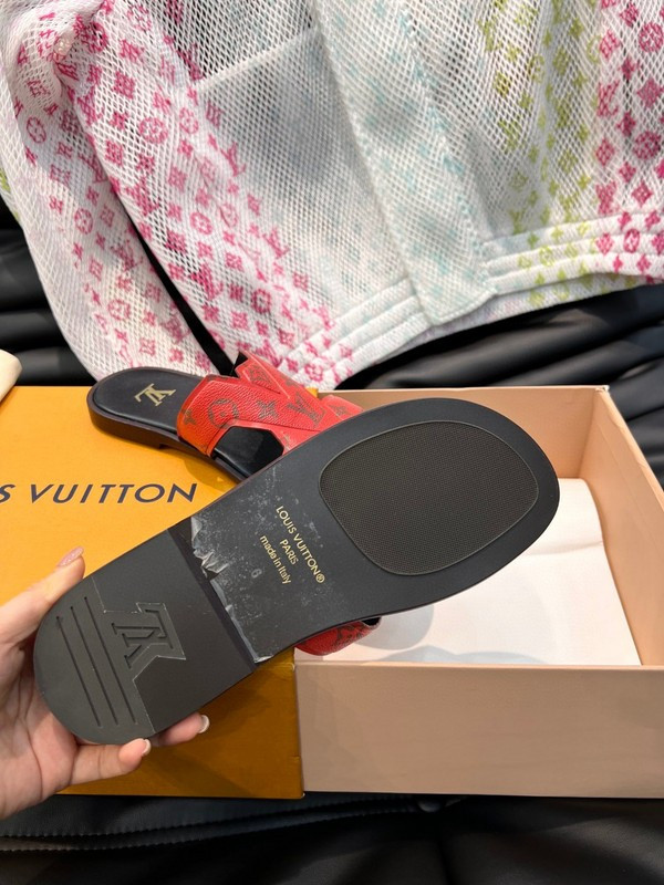 lvt sandals