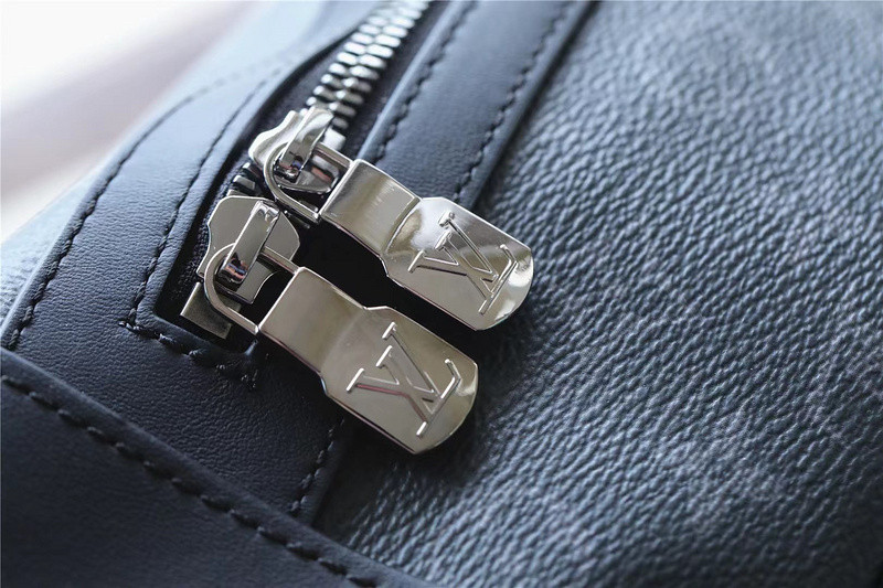 LVT PURSE