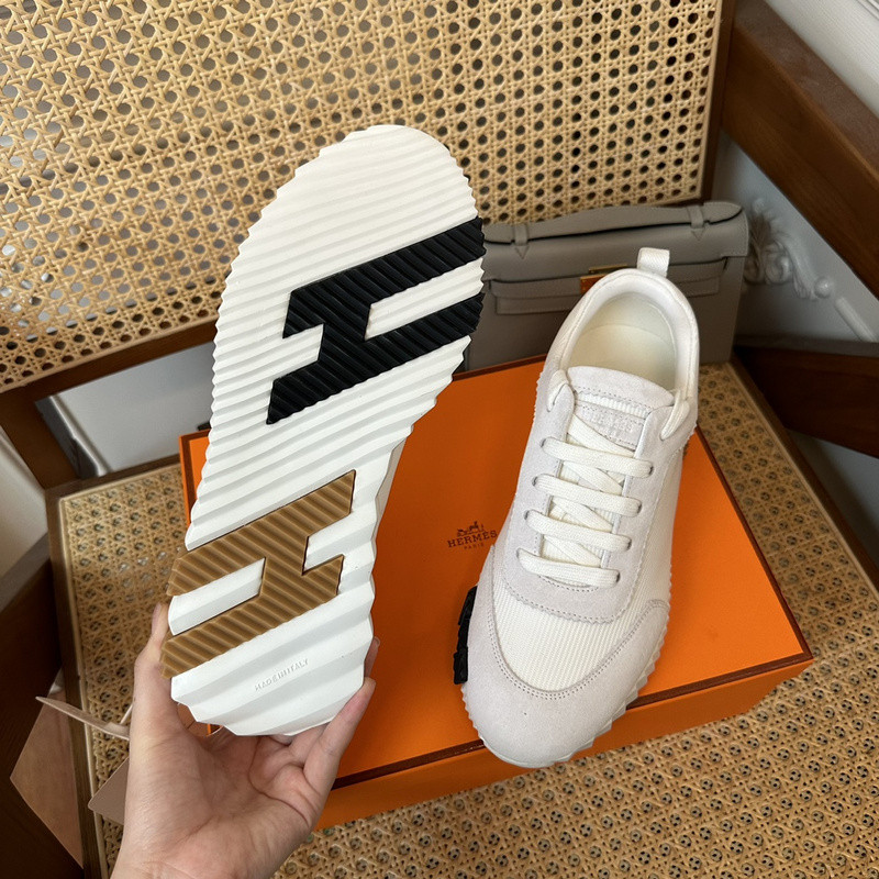 H**mes sneaker