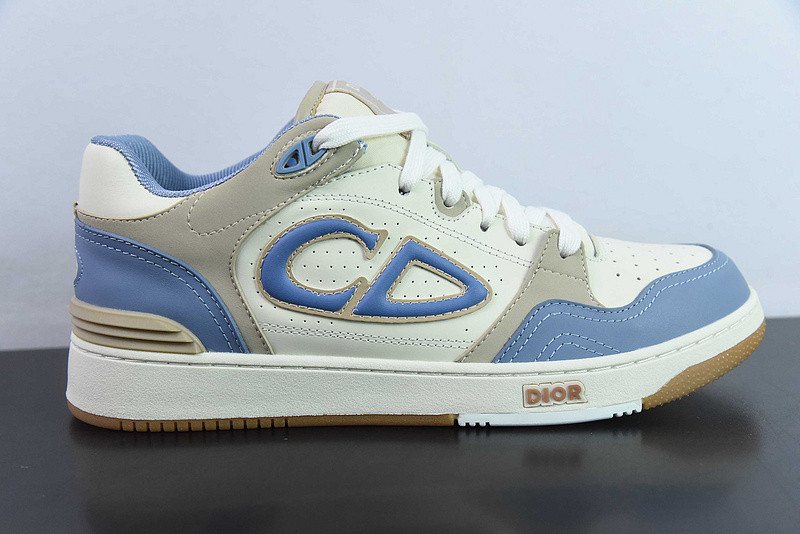 dio* sneaker