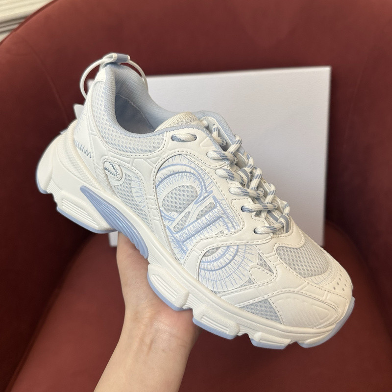 DIO* SNEAKER