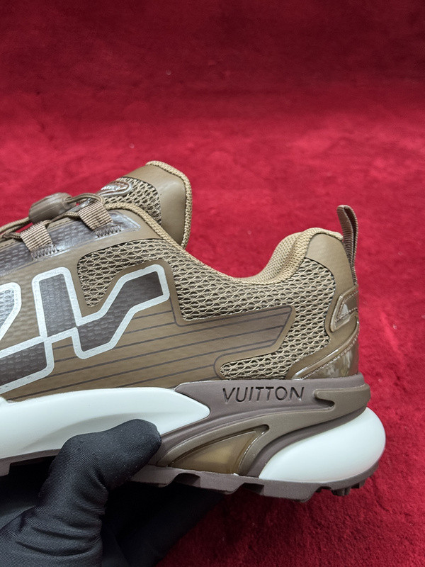 LVT SNEAKERS