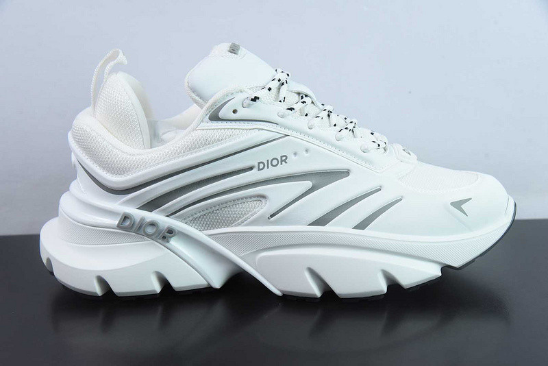 DIO* SNEAKER