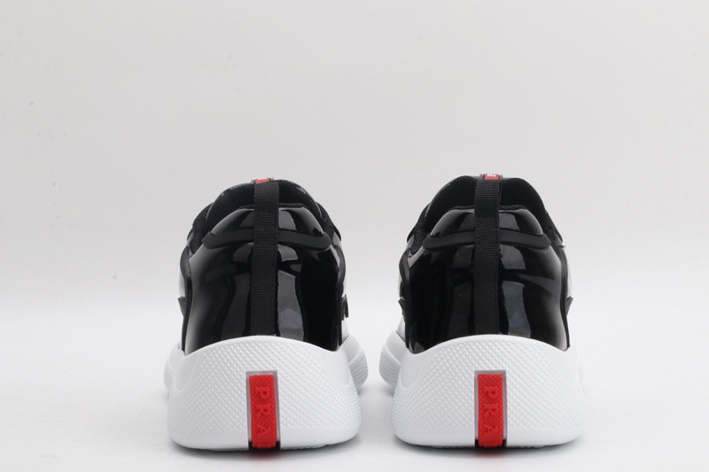 pr sneaker