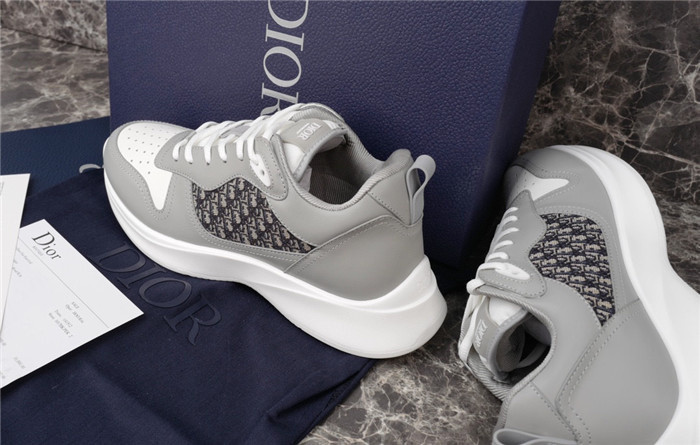 dio* b25 sneaker