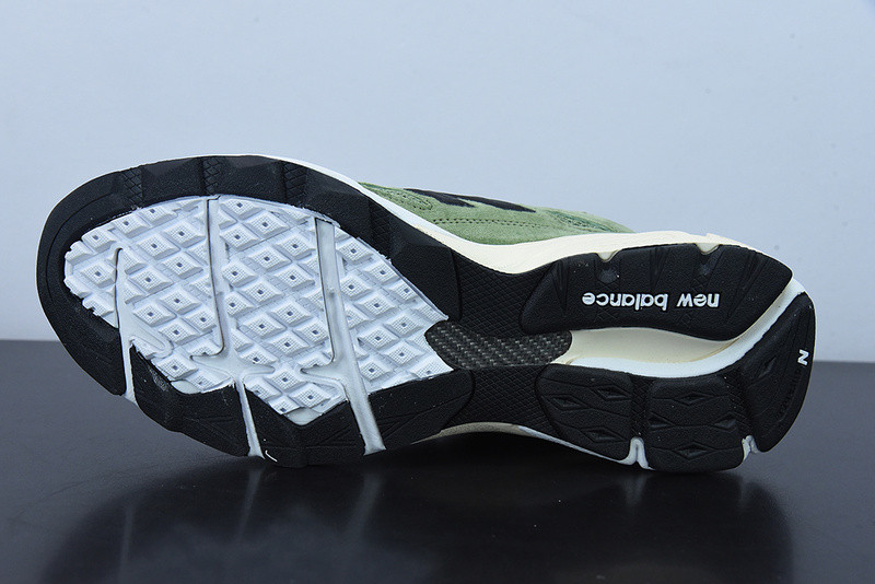 new balance sneaker