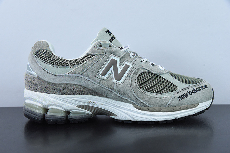 new balance sneaker