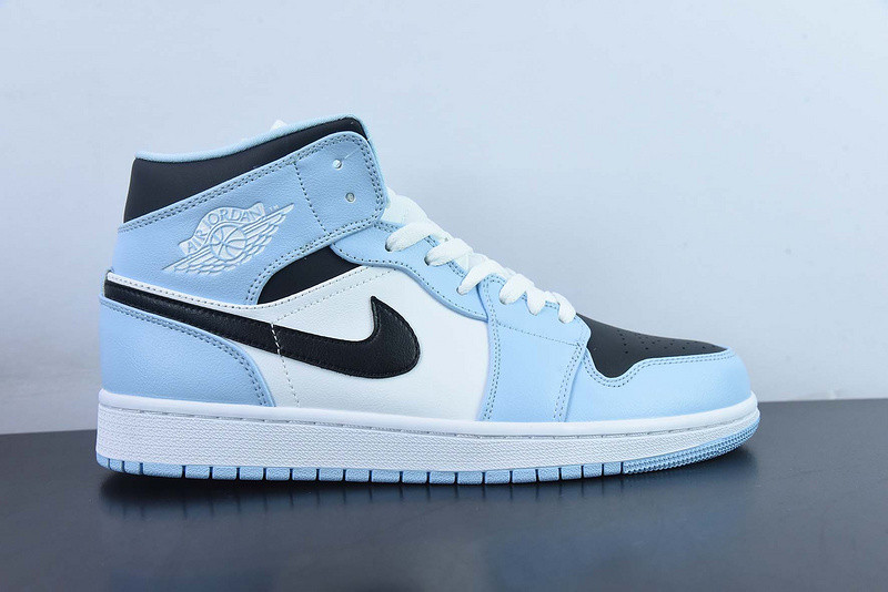 air jordan 1 mid “ice blue” 555112-401