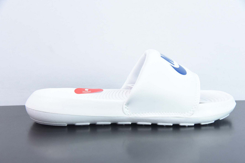 nike sandals