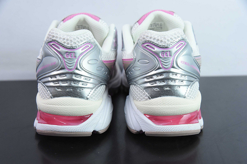 As*ic*s gel kayano-14 