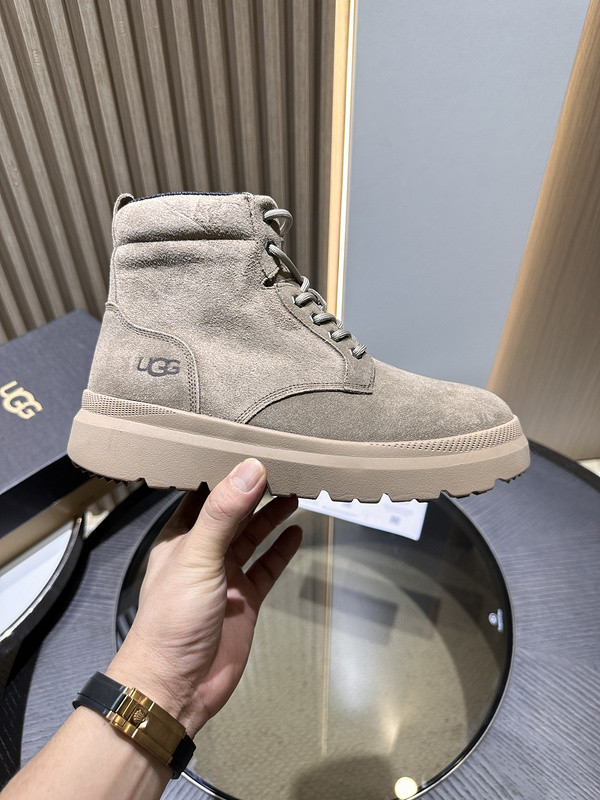 UGG