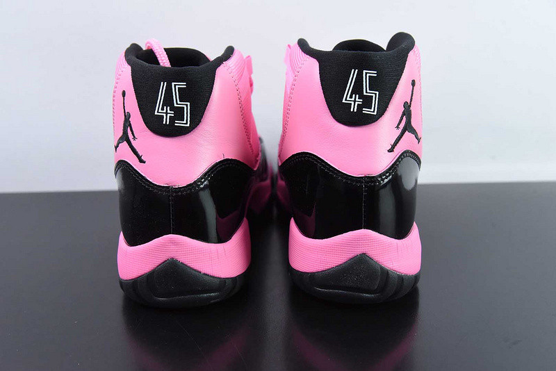 Air Jordan 11 Retro “Pink Black”