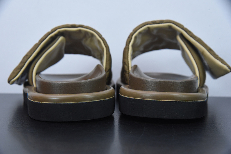 lvt sandals