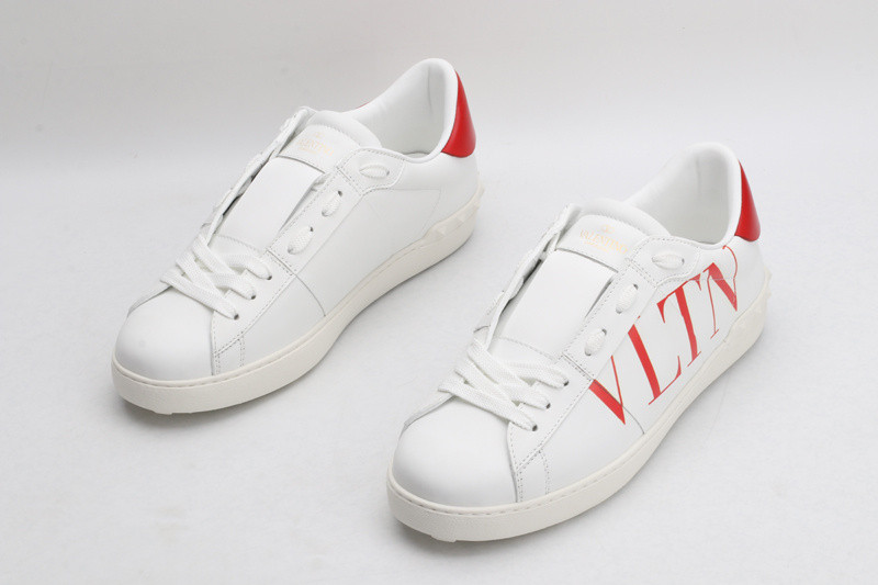 Va1e*ntin0 garavani sneaker