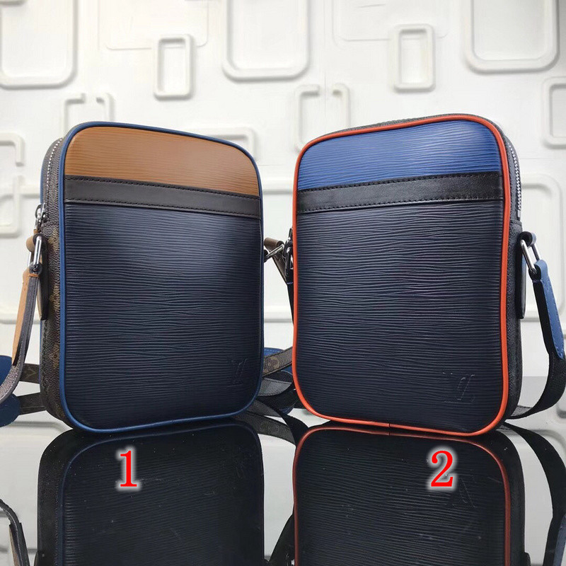 LVT PURSE