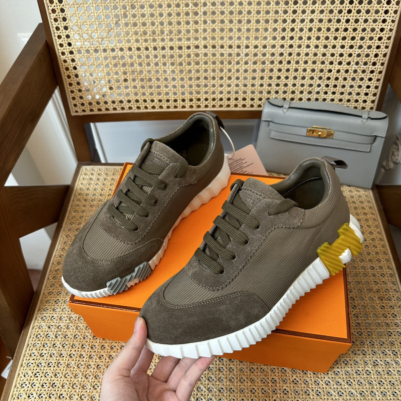 H**mes sneaker