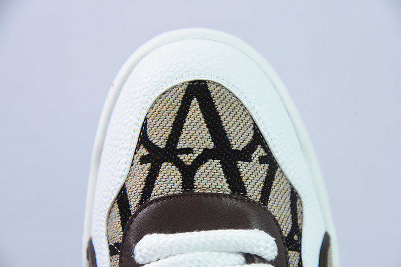 Va1e*ntin0 sneaker