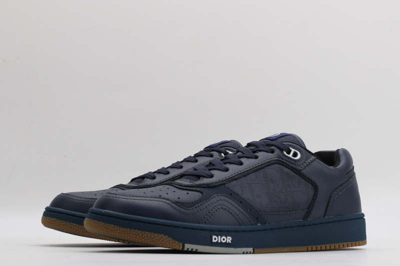 dio* sneaker