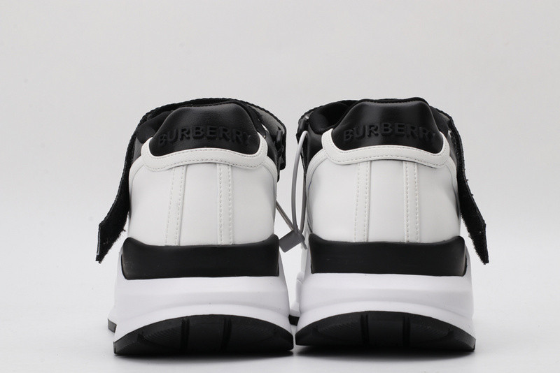 B**rry sneaker