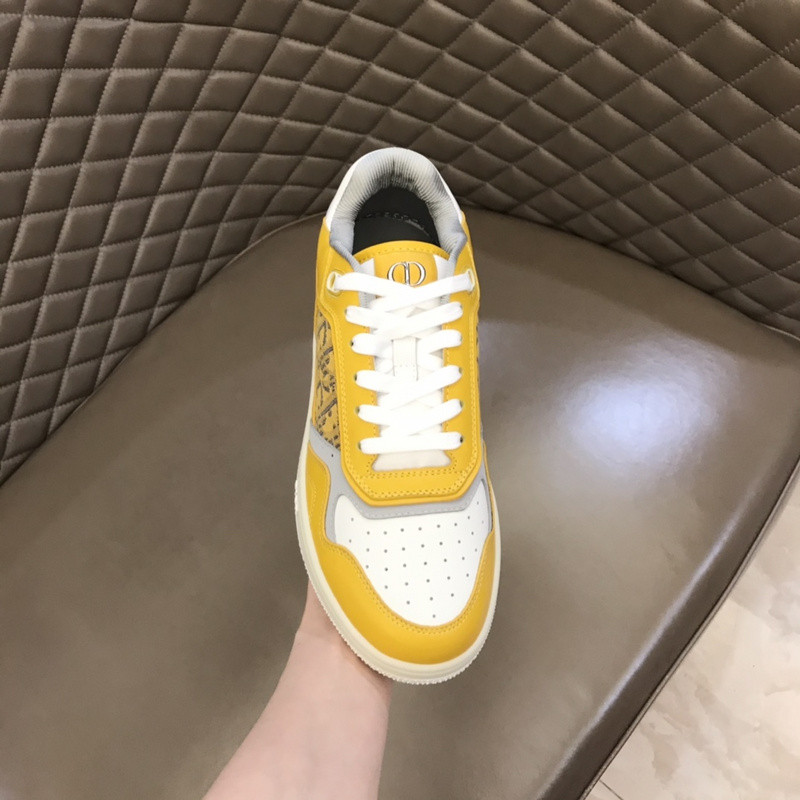 dio* sneaker