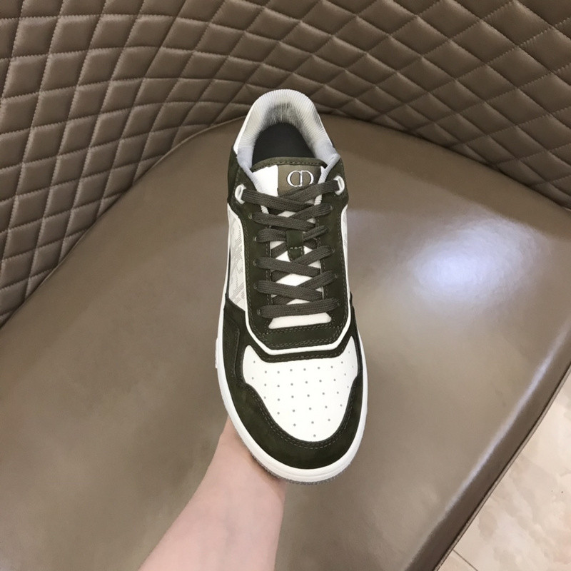 dio* sneaker