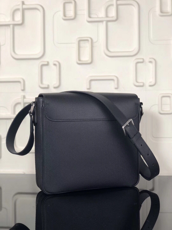 LVT PURSE