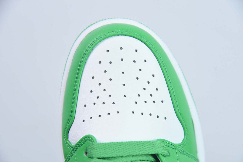 air jordan 1 low “lucky green” dc0774-304