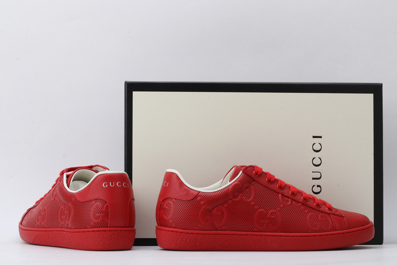 g*u*i sneaker