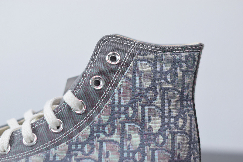 dio* x converse sneaker