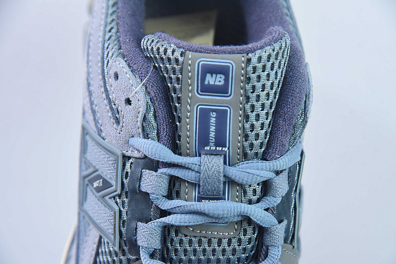 new balance sneaker