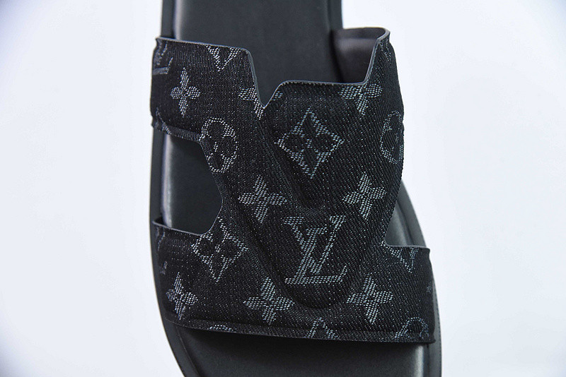 lvt sandals