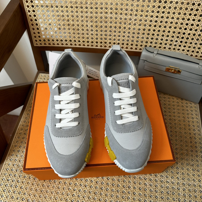 H**mes sneaker