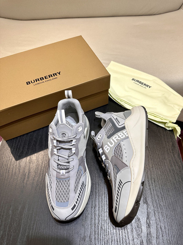 B**rry sneaker