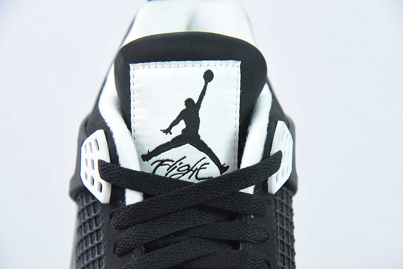 Air Jordan 4 “Fear” FQ8138-002